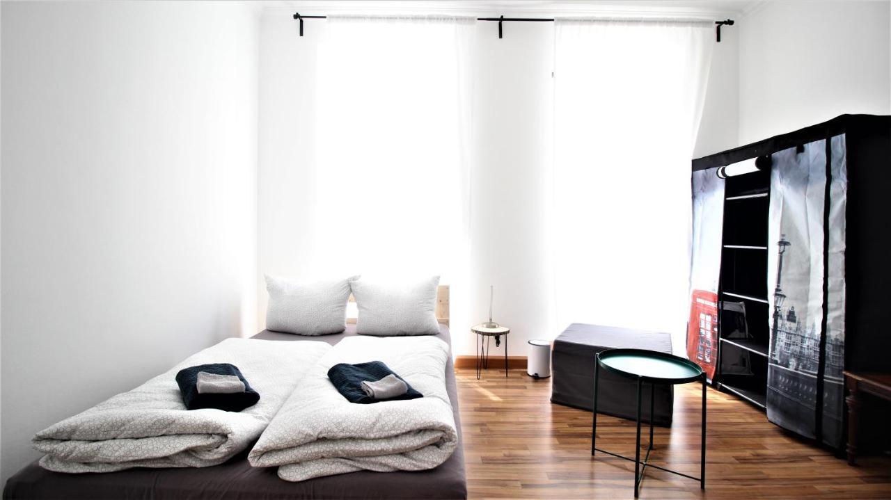 ➤Private Room - Heart Of Downtown With Terrace Вюрцбург Экстерьер фото